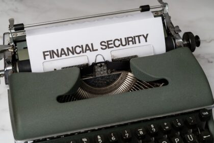 Unlocking Financial Freedom with the Right Guidance: Finding a Financial Planner Near Me